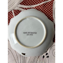 Load image into Gallery viewer, Vintage floral leaf plates 5" hand painted gold leaf set of 3