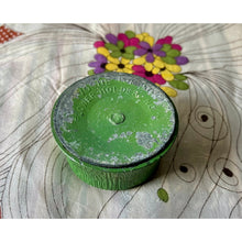Load image into Gallery viewer, vintage Vogue green needle flower frog cup with lid