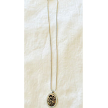 Load image into Gallery viewer, Vintage mcm pewter necklace flower pendant