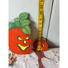 Load image into Gallery viewer, Vintage Halloween die cut pumpkin jacko lantern set of 2 imperfect
