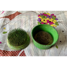 Load image into Gallery viewer, vintage Vogue green needle flower frog cup with lid