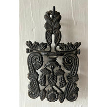 Load image into Gallery viewer, Vintage wrought iron pot holder spoon rest trivet black