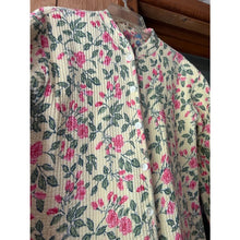 Load image into Gallery viewer, Henna Indian quilted jacket one size reversable floral print button up