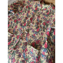 Load image into Gallery viewer, Henna Indian quilted jacket one size reversable floral print button up