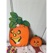 Load image into Gallery viewer, Vintage Halloween die cut pumpkin jacko lantern set of 2 imperfect