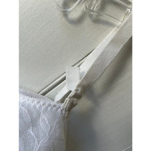 Load image into Gallery viewer, Vintage 60s bra size 38C mrs maisel bullet new old stock white lace