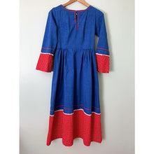Load image into Gallery viewer, Vintage 70s maxi prairie dress homemade size small long sleeves