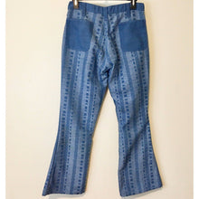 Load image into Gallery viewer, Vintage Bell Bottom Jeans Women's Sm/Med