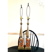 Load image into Gallery viewer, Vintage Mid Century table lamps