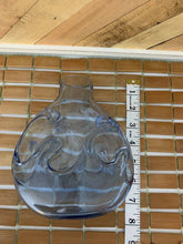 Load image into Gallery viewer, Vintage art glass blue Vase 7" unsigned Richard Harkness New Hampshire studio