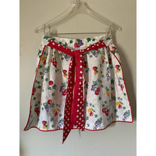 Load image into Gallery viewer, Vintage short half apron fruit pattern with pockets