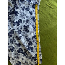 Load image into Gallery viewer, Vintage Kimono printed blue white floral cotton authentic traditional