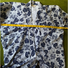 Load image into Gallery viewer, Vintage Kimono printed blue white floral cotton authentic traditional