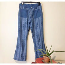 Load image into Gallery viewer, Vintage Bell Bottom Jeans Women's Sm/Med