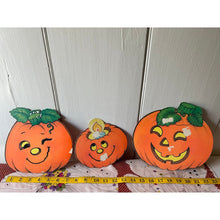 Load image into Gallery viewer, Vintage die cut Halloween Jacko lantern pumpkins flocked set of 3 imperfect
