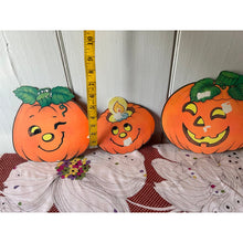 Load image into Gallery viewer, Vintage die cut Halloween Jacko lantern pumpkins flocked set of 3 imperfect
