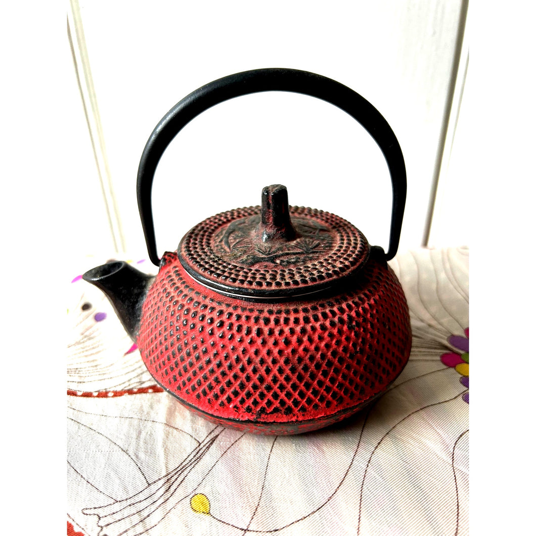 Vintage mini cast iron Japanese teapot small red textured