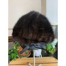Load image into Gallery viewer, Vintage Betmar mink fur hat with leather brim
