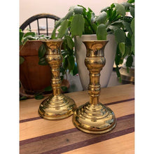 Load image into Gallery viewer, Vintage Virginia Metalcrafters brass candlesticks
