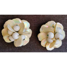 Load image into Gallery viewer, Vintage mid century white flower clip-on vinyl beaded earrings
