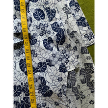 Load image into Gallery viewer, Vintage Kimono printed blue white floral cotton authentic traditional
