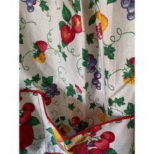 Load image into Gallery viewer, Vintage short half apron fruit pattern with pockets
